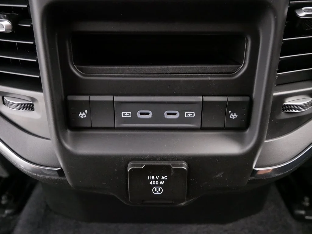 New 2026 Bright White Clear-Coat Exterior Paint Ram Laramie image 16