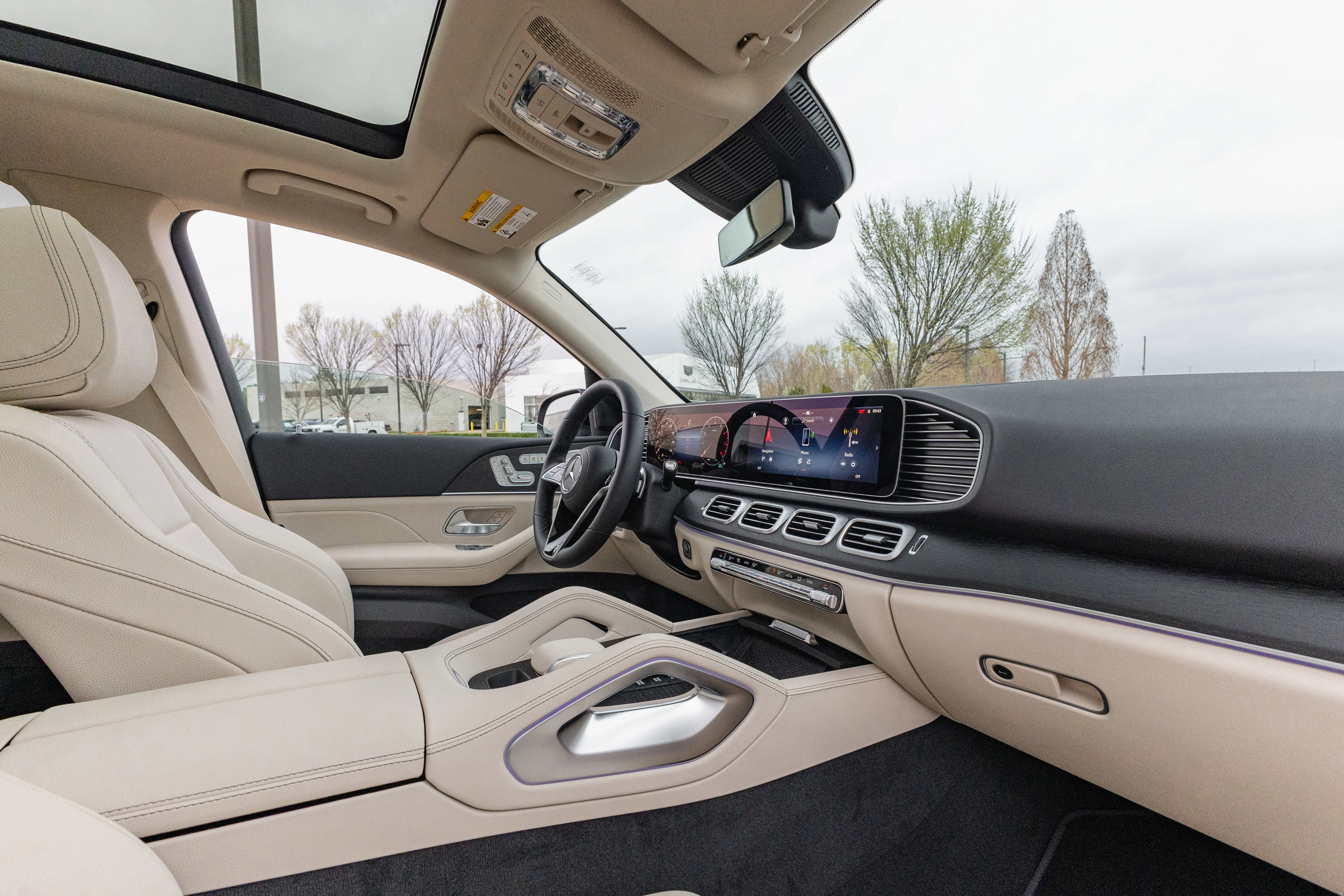 Used 2026 Obsidian Black Mercedes-Benz GLE 450 image 30
