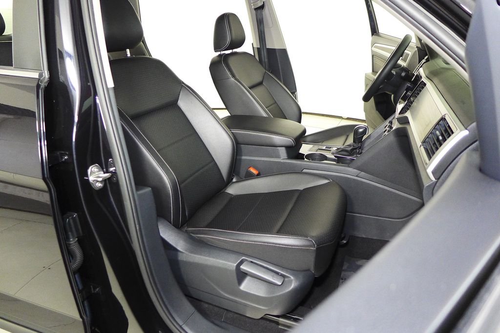 Certified Used 2023 Black Volkswagen 3.6L V6 SE w/Technology image 18