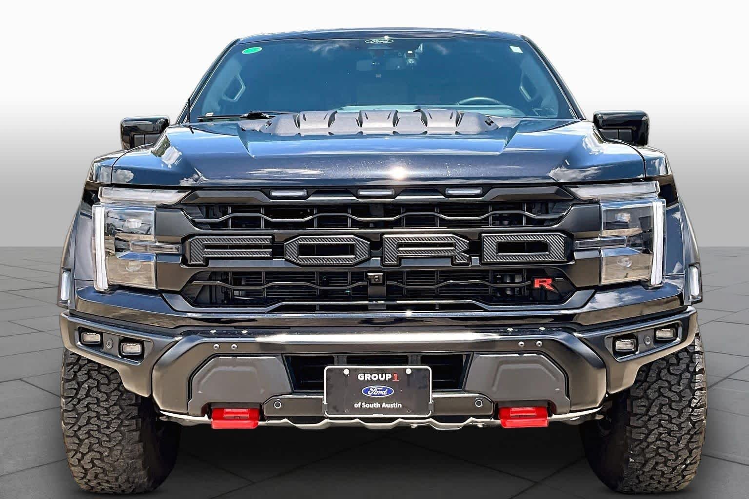 Used 2025 Agate Black Metallic Ford Raptor image 4