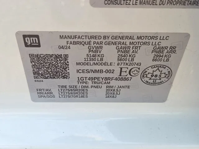 Used 2024 Summit White GMC AT4 image 8