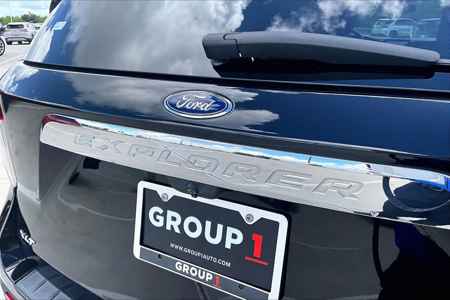 Used 2020 Agate Black Metallic Ford XLT image 28
