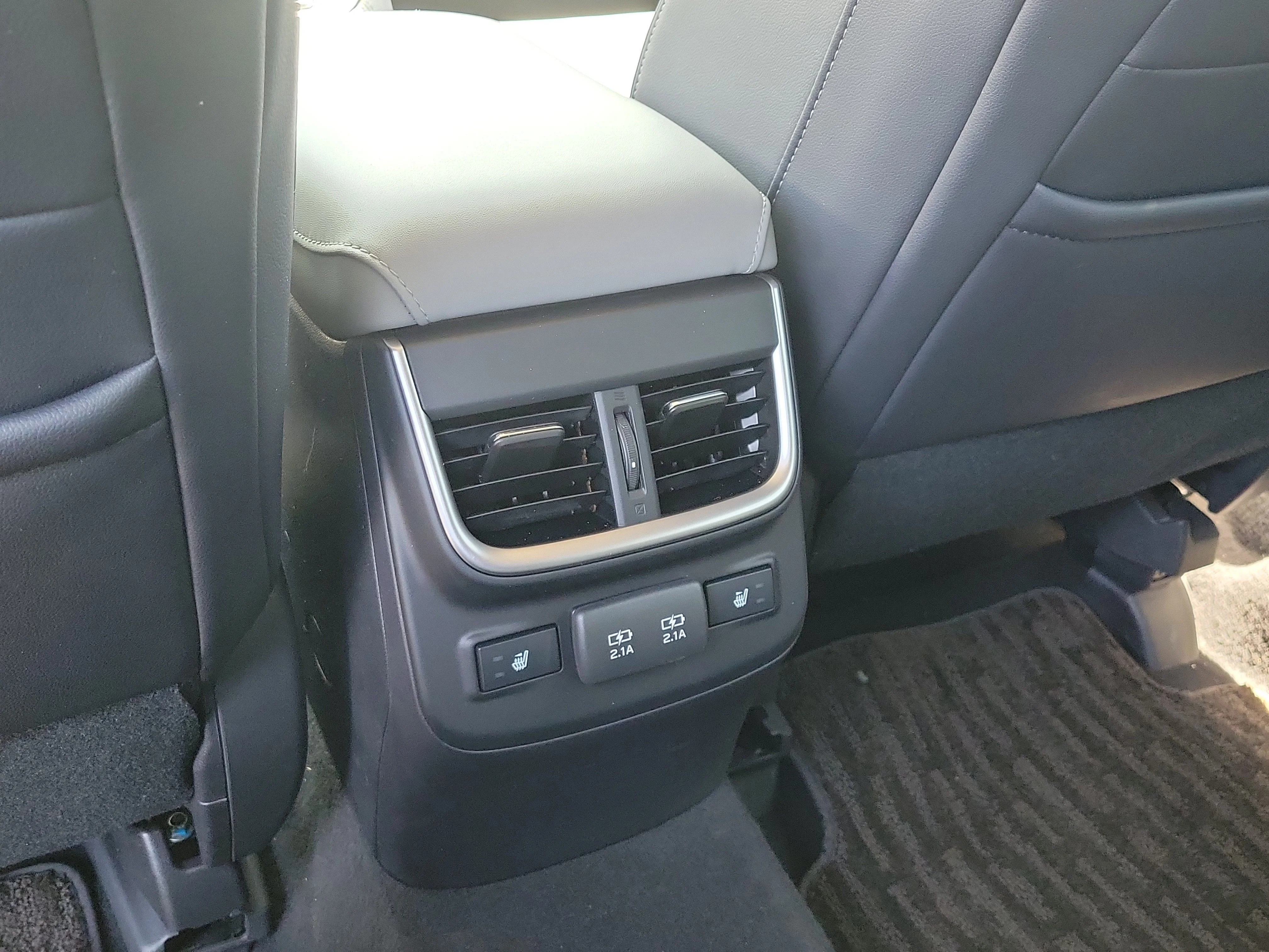 Used 2020 Ice Silver Metallic Subaru Limited image 15