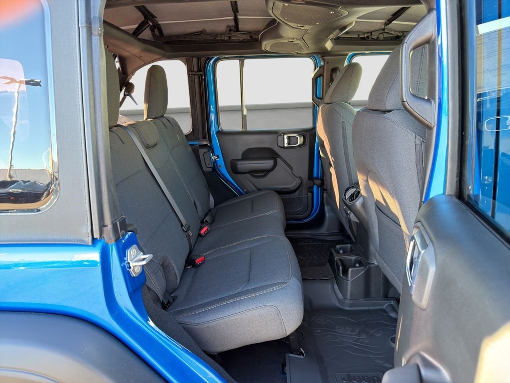 New 2026 Hydro Blue Pearl-Coat Exterior Paint Jeep Sport S image 19