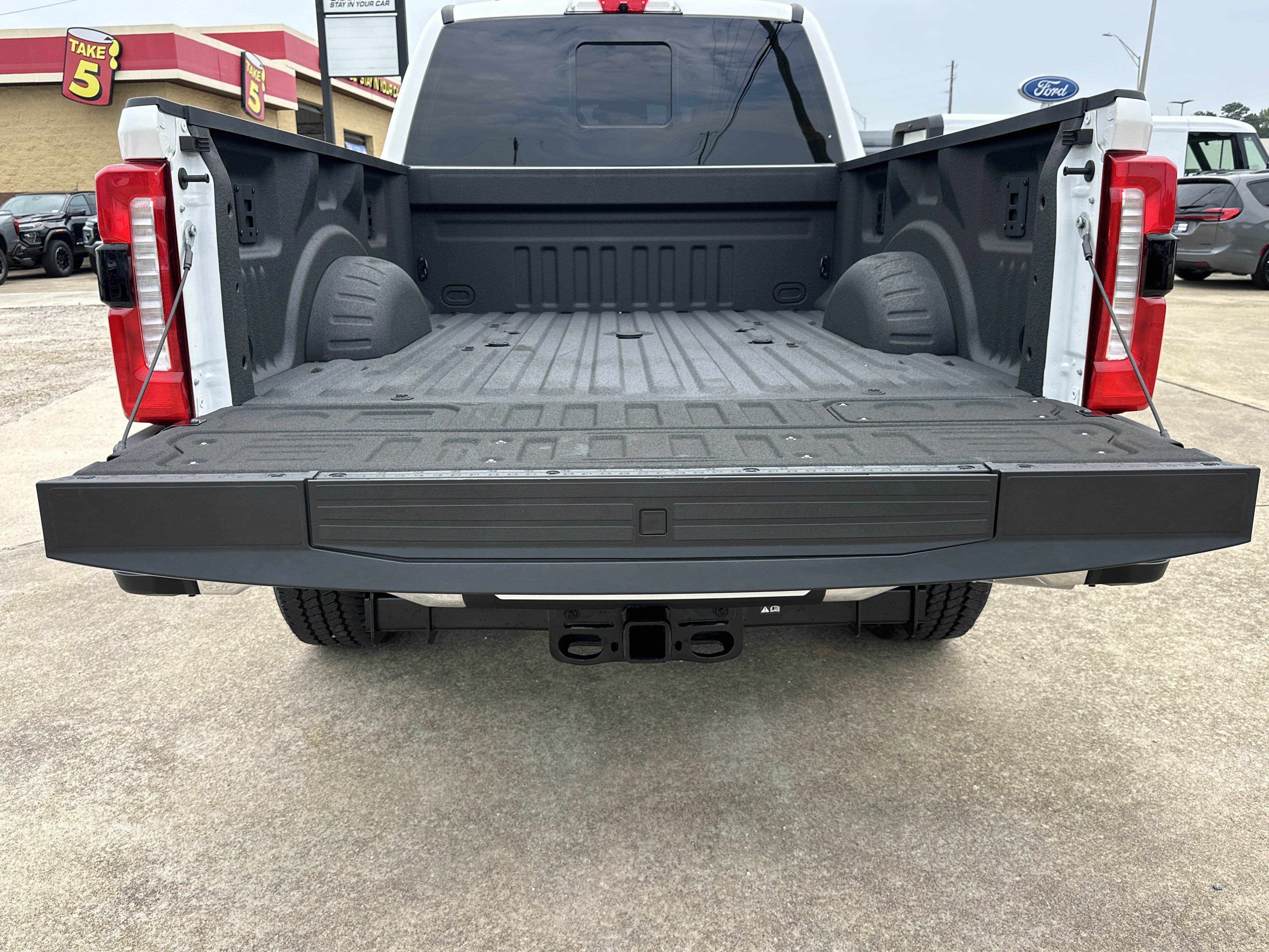 2025 Ford F-350 Super Duty Lariat - Photo 34