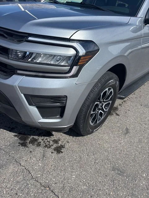2023 Ford Expedition XLT - Photo 10