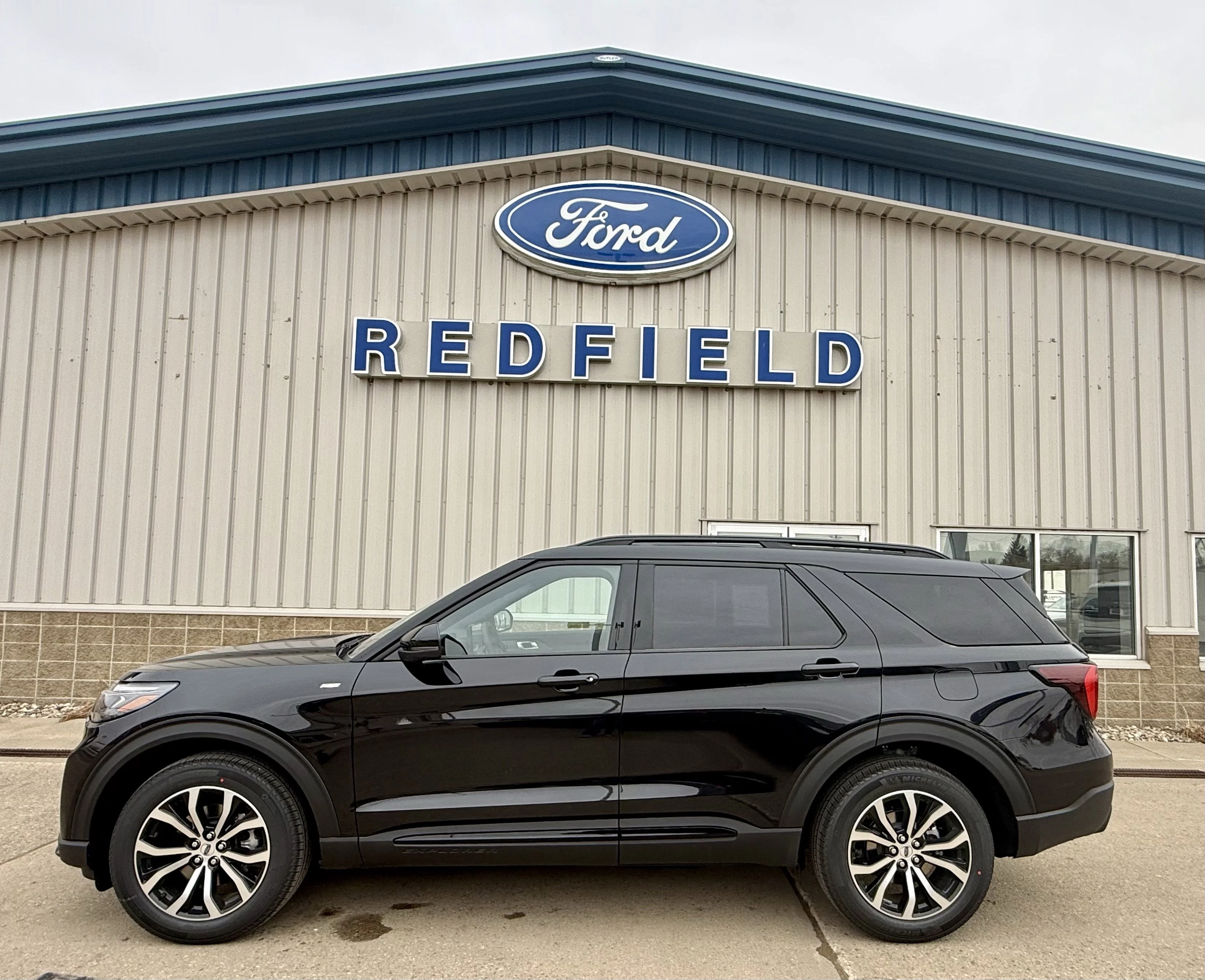 2026 Ford Explorer ST-LINE 4WD's photo