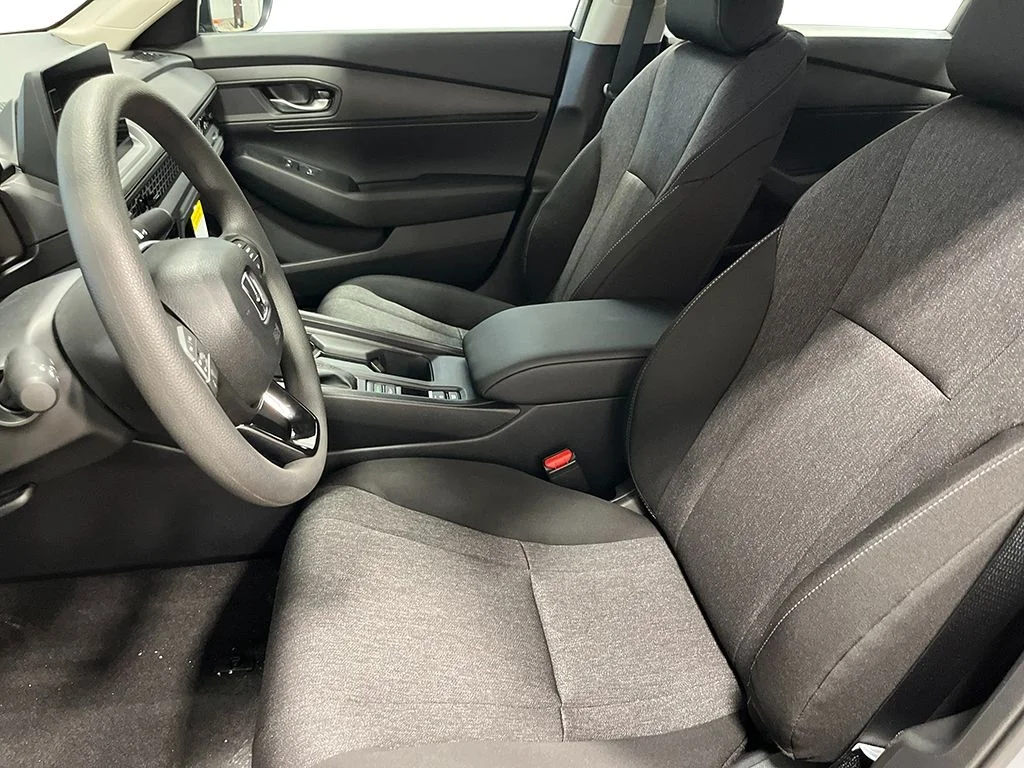 New 2026 Platinum White Pearl Honda LX image 12