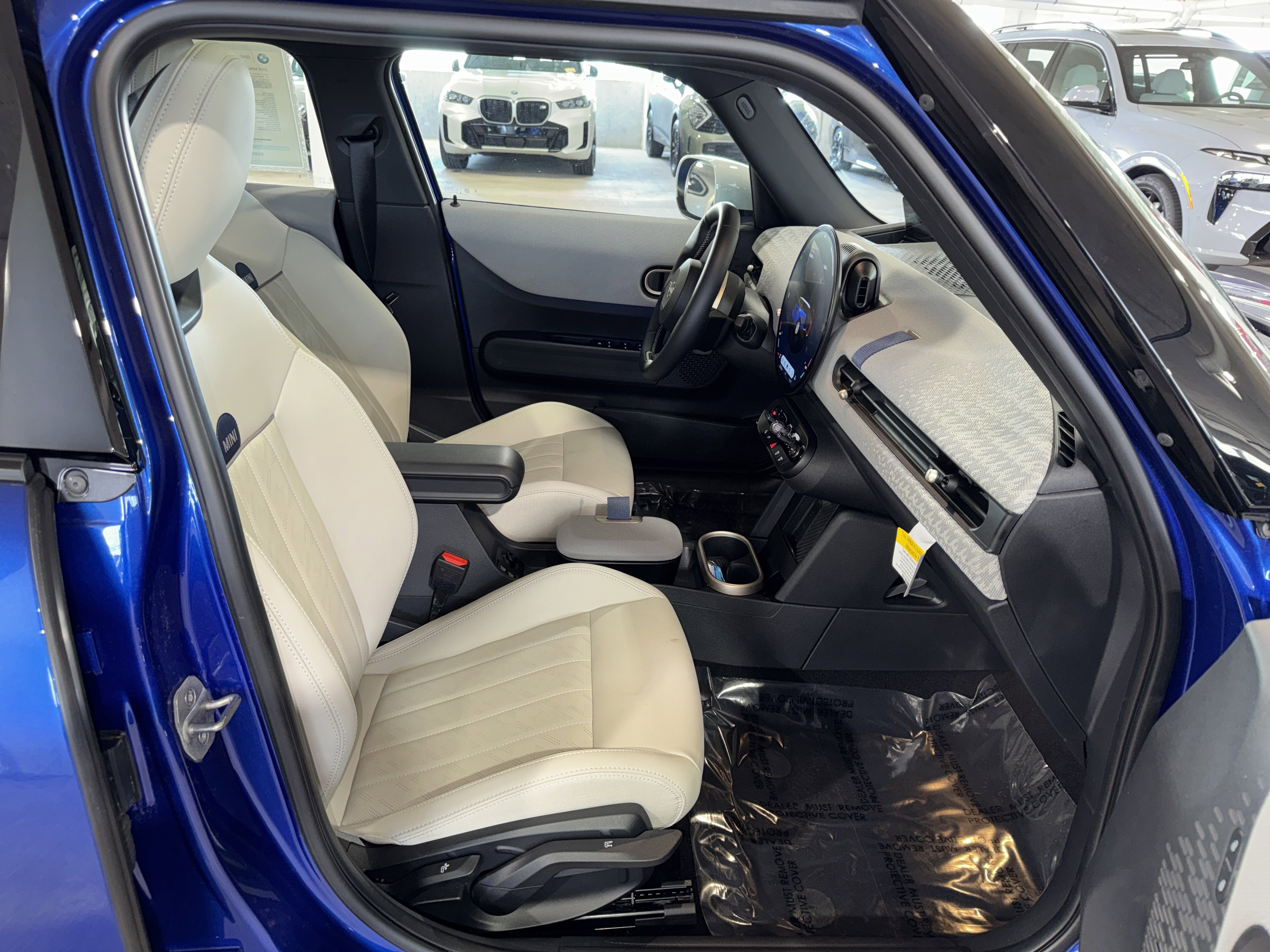 Used 2025 Blazing Blue Metallic MINI Signature Plus image 10