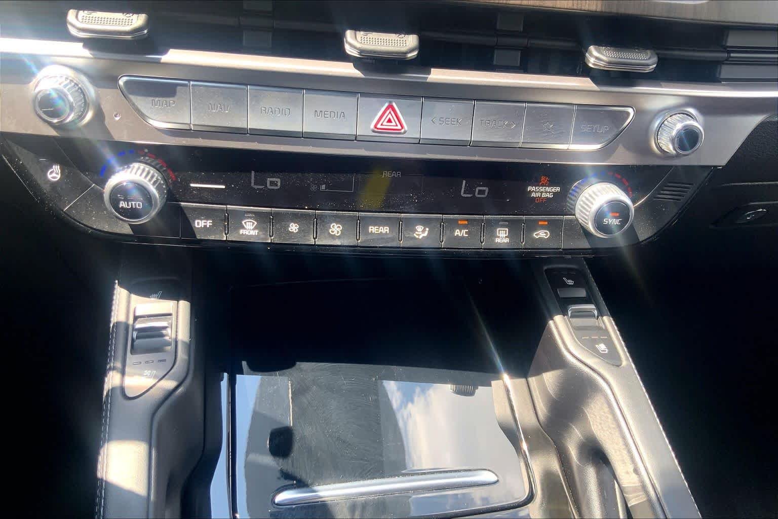 Certified Used 2024 Gravity Gray Kia EX image 31