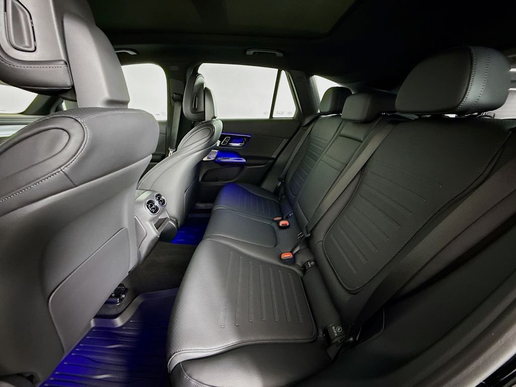New 2026 Obsidian Black Metallic Mercedes-Benz GLC 300 image 20