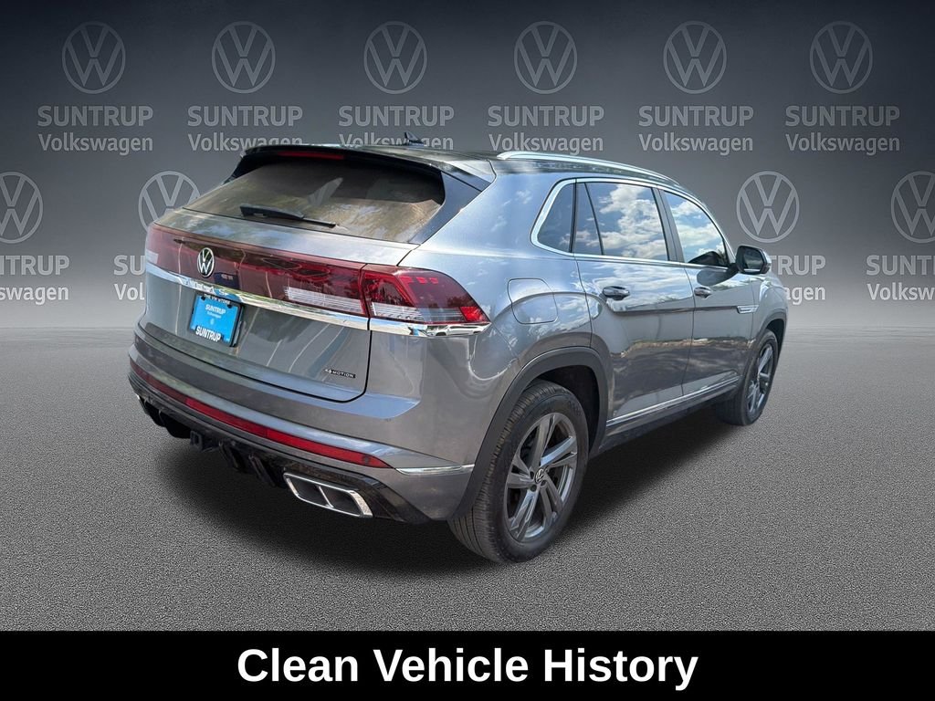 Used 2024 Gray Volkswagen 2.0T SEL R-Line image 6