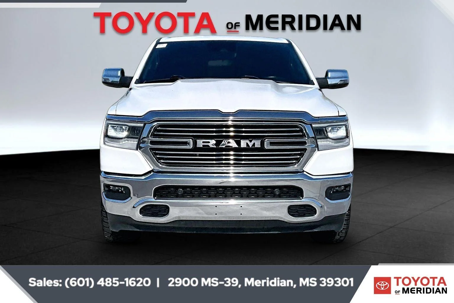 Used 2023 Ivory White Tri-Coat Pearlcoat Ram Laramie image 3