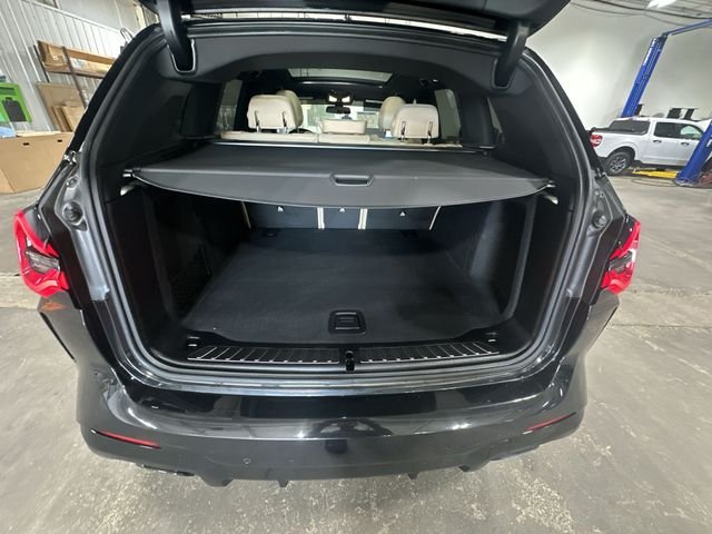 Used 2024 Black BMW M40i image 25