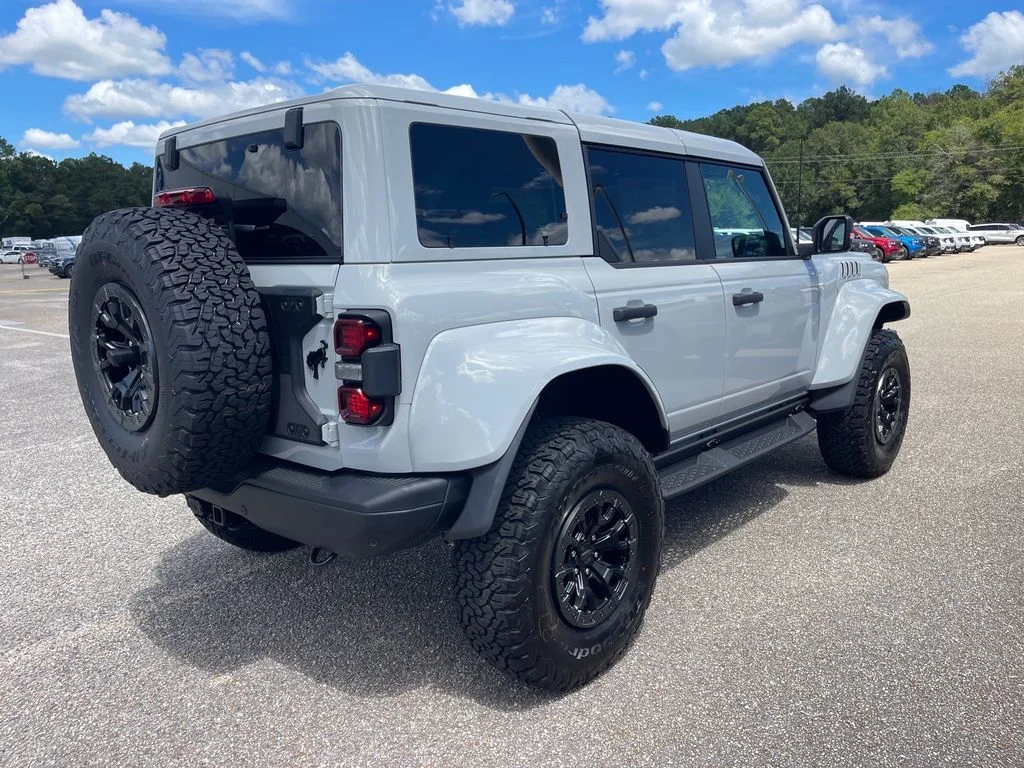 New 2026 White Ford Raptor image 12