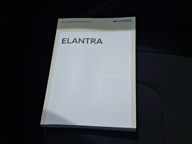 2025 Hyundai Elantra SEL - Photo 26