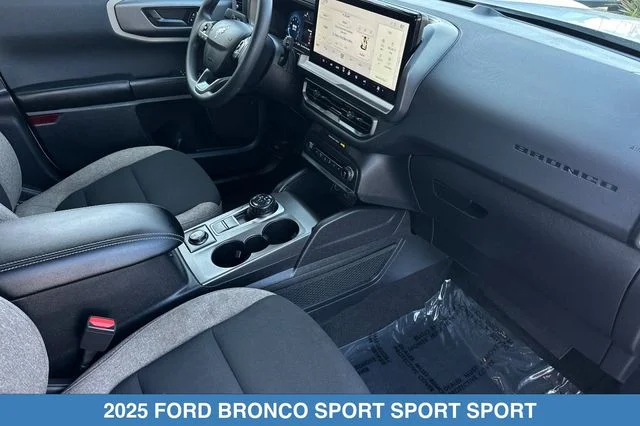 Used 2025 White Ford Big Bend image 18
