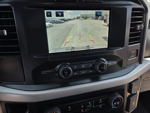Used 2023 Oxford White Ford XLT image 10