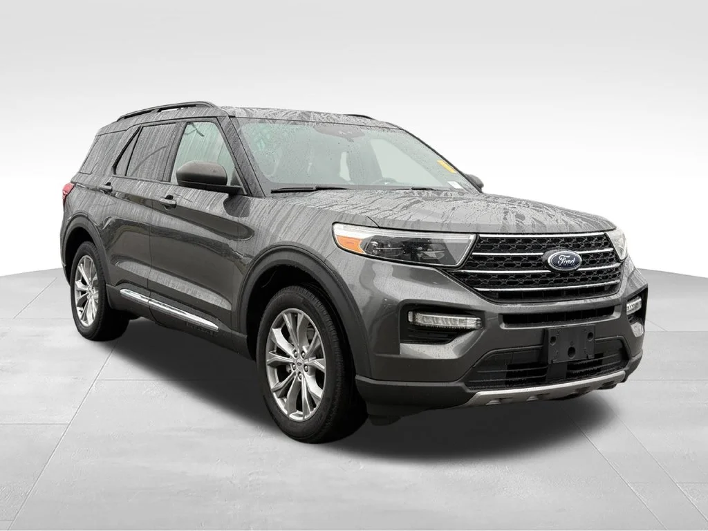 Used 2020 Gray Ford XLT image 29