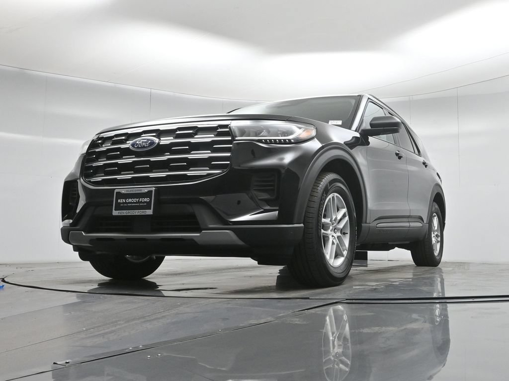 New 2026 Agate Black Metallic Ford Active image 43