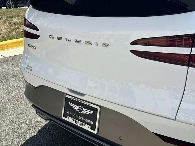 Used 2023 White Genesis Advanced image 12