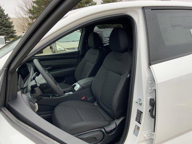 New 2026 Atlas White Hyundai SE AWD image 9