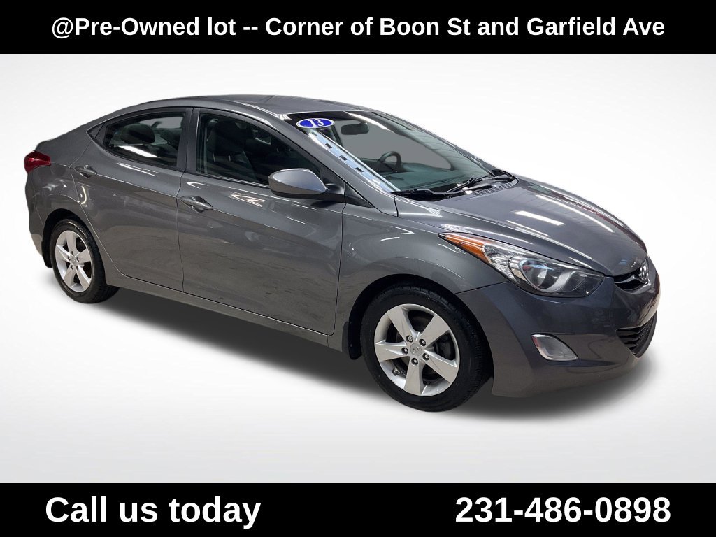 Used 2013 Gray Hyundai GLS image 10