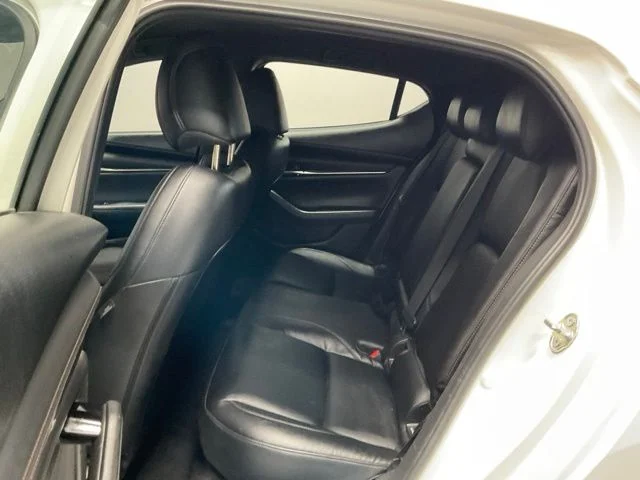 Used 2019 White Mazda Base image 19