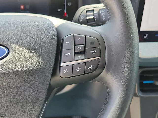 Used 2025 Gray Ford XLT image 23