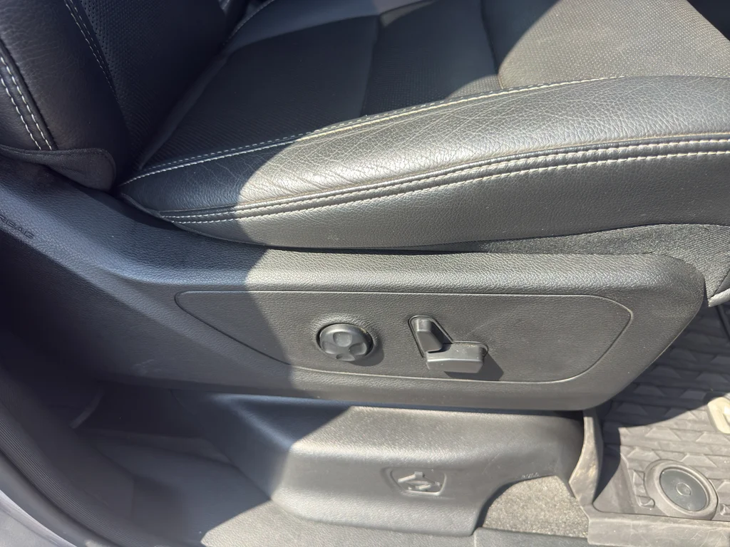 Used 2021 Billet Silver Metallic Clearcoat Ram Rebel image 16