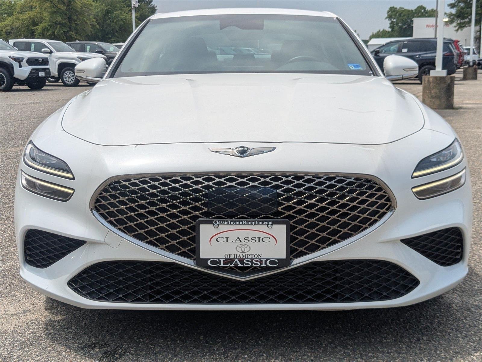 Used 2023 Uyuni White Genesis 2.0T image 8