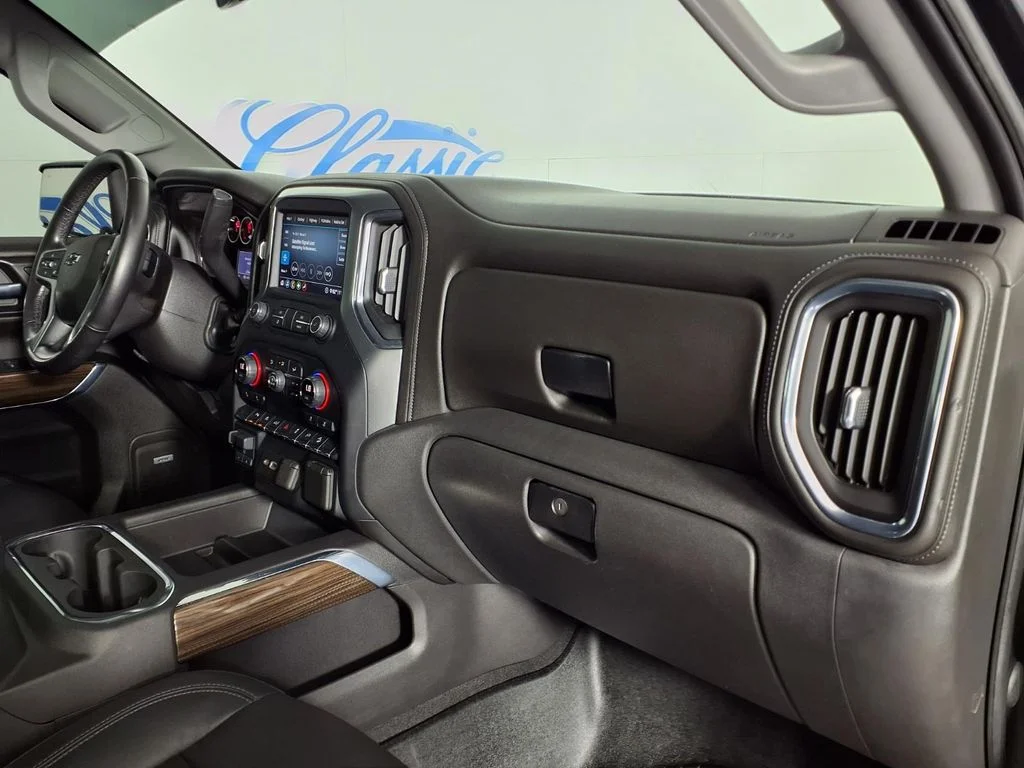 Used 2020 Black Chevrolet LT Trail Boss image 8