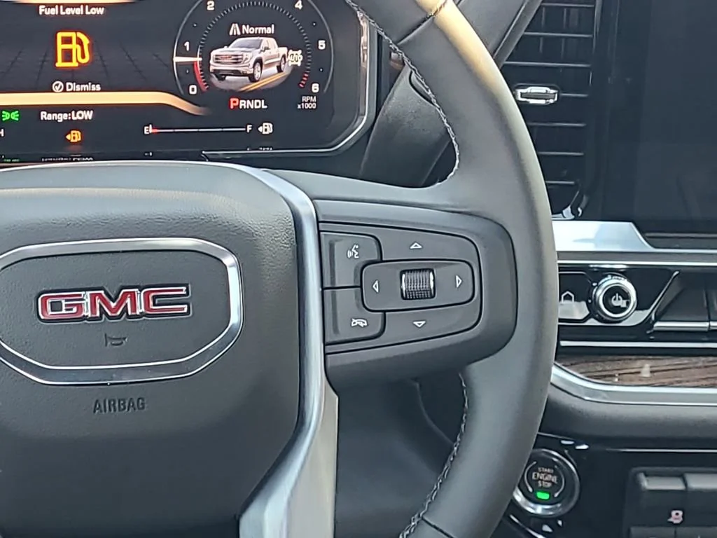 New 2026 Sterling Metallic GMC Elevation image 21