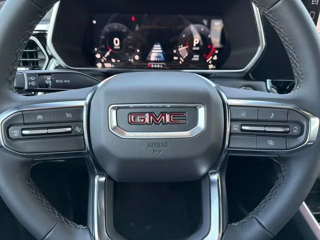 New 2026 Summit White GMC Elevation image 31