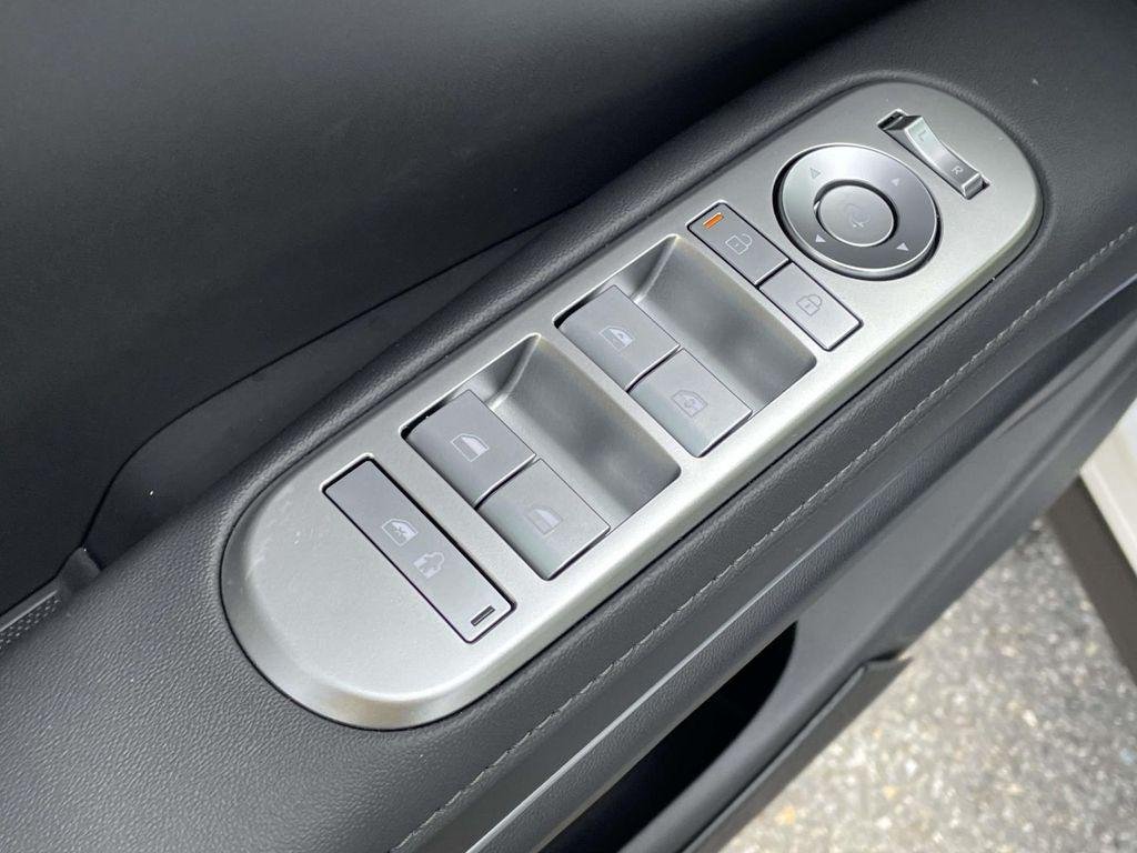 New 2026 White Hyundai Limited AWD image 17