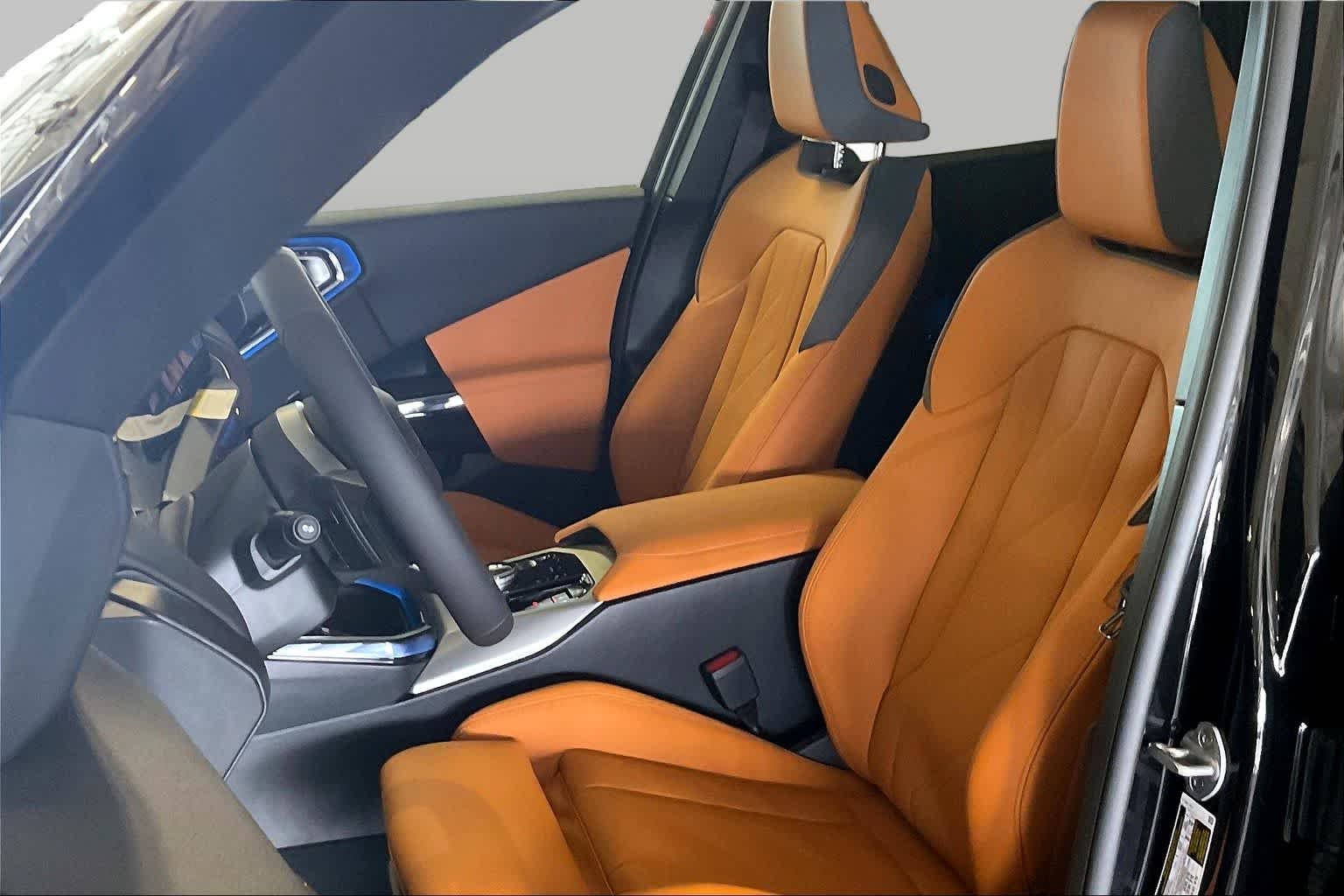 New 2026 Black Sapphire Metallic BMW 30 xDrive image 9
