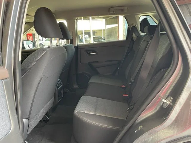 Used 2023 Gray Nissan SV image 16