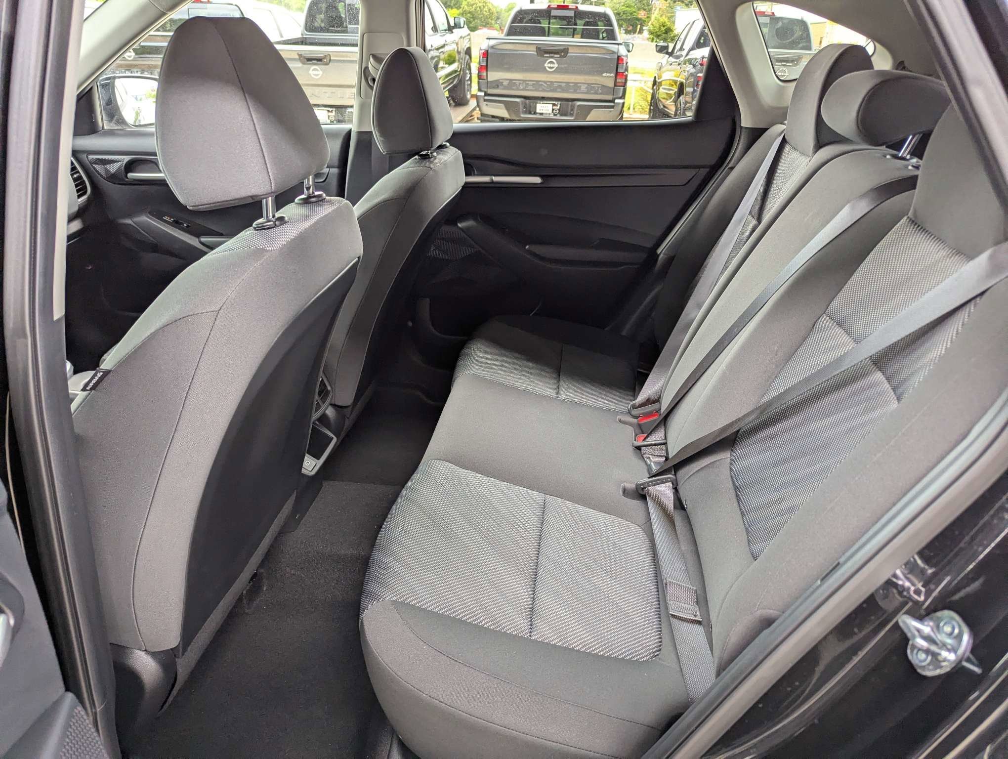 Used 2026 Black Kia LX image 12