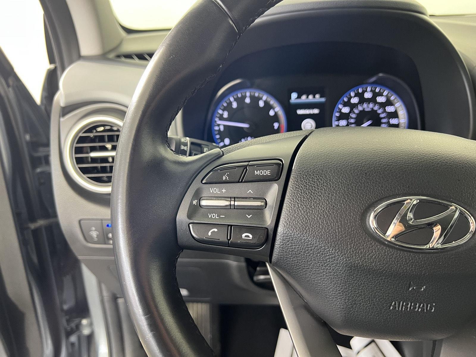 Used 2020 Sonic Silver Hyundai Limited image 31