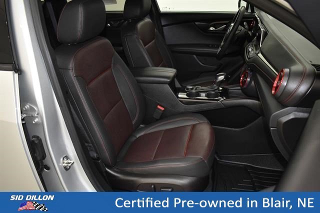 Used 2022 Silver Ice Metallic Chevrolet RS image 9