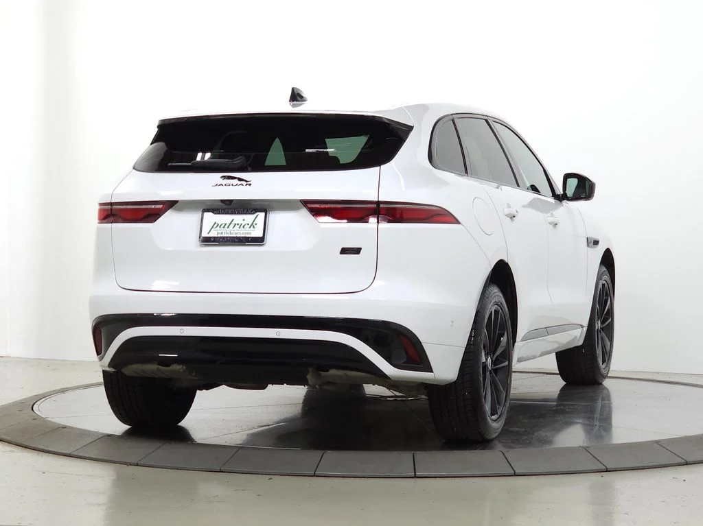 Used 2026 White Jaguar P250 R-Dynamic S image 9