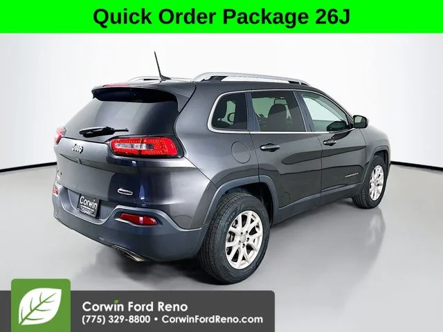 Used 2016 Granite Crystal Clearcoat Metallic Jeep Latitude image 7