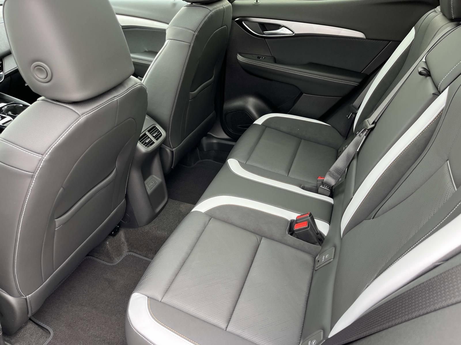 2026 Buick Envision Sport Touring - Photo 19