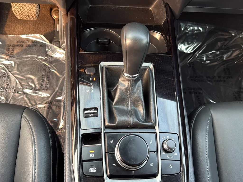 Used 2024 White Mazda 2.5 S Select Sport image 32