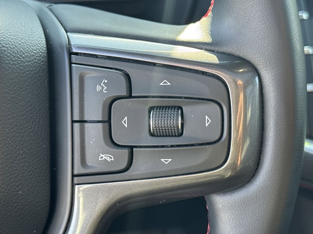 Used 2023 White Chevrolet RST image 27