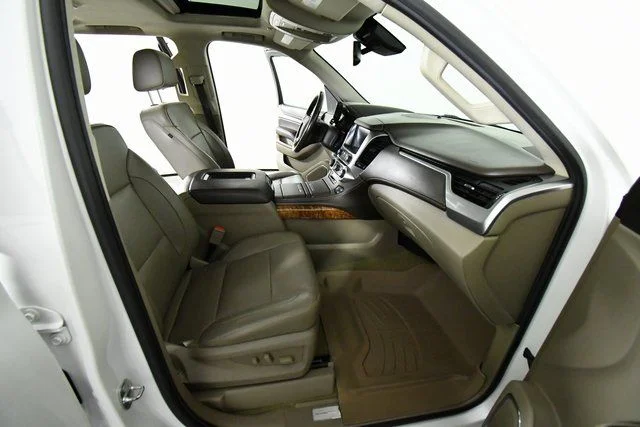Used 2018 White Chevrolet Premier image 24