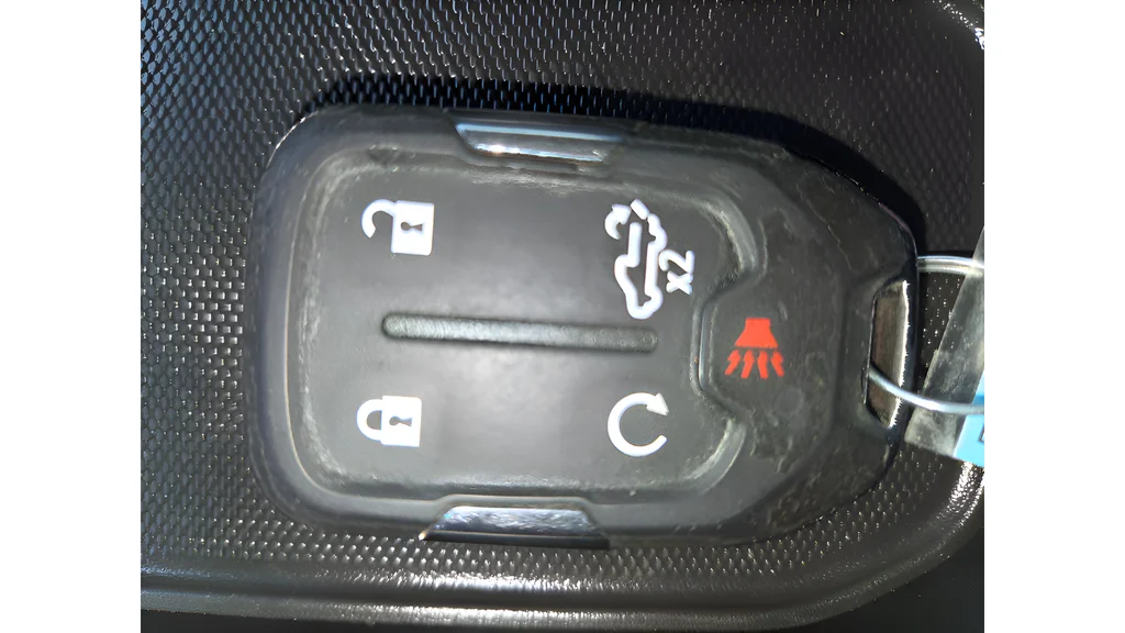 Used 2021 Gray GMC AT4 image 22