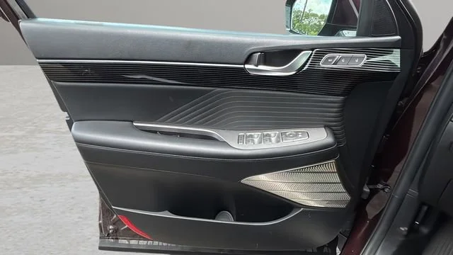 Used 2024 Red Hyundai Calligraphy image 16