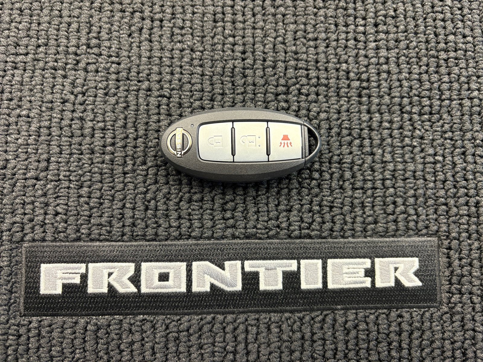 2026 Nissan Frontier SV - Photo 29