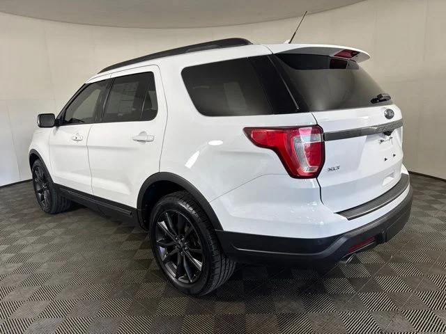 Certified Used 2019 Oxford White Ford XLT image 6